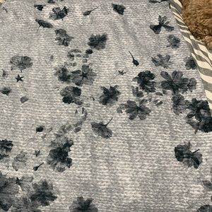 LuLaRoe pencil-style skirt